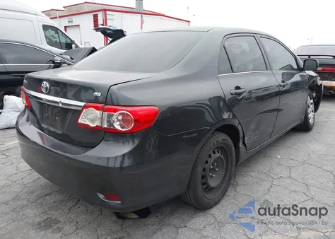 2013 Toyota Corolla Le z USA, uszkodzony, nr VIN 5YFBU4EE5DP198563